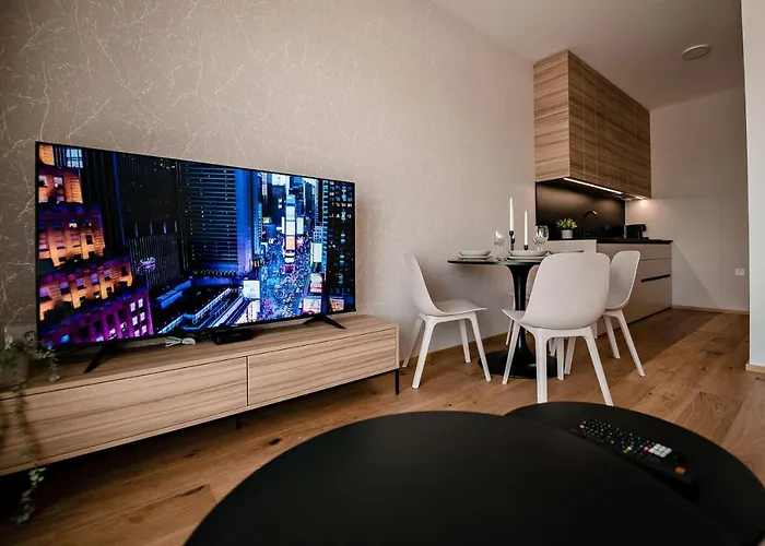 Apartma 2+2 V Mestu * Ljubljana