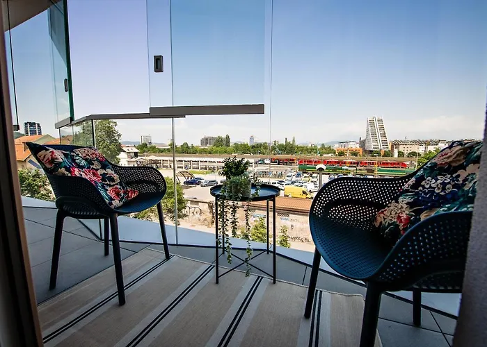 Apartment Apartma 2+2 V Mestu *